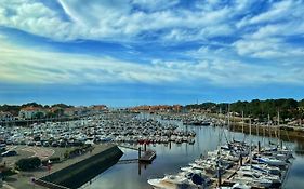 Port Sud - T3 En Duplex Avec Vue Panoramique Sur Le Port De Capbreton